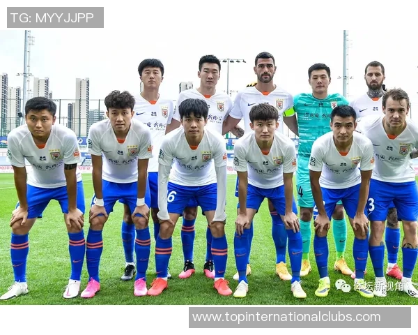 2016赛季鲁能与江苏全力以赴的精彩对决回顾与分析