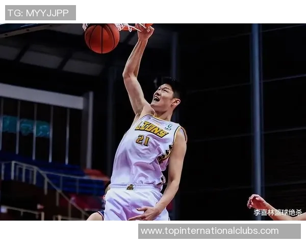 原帅的传奇之路：从新星崛起到篮球赛场的耀眼明星